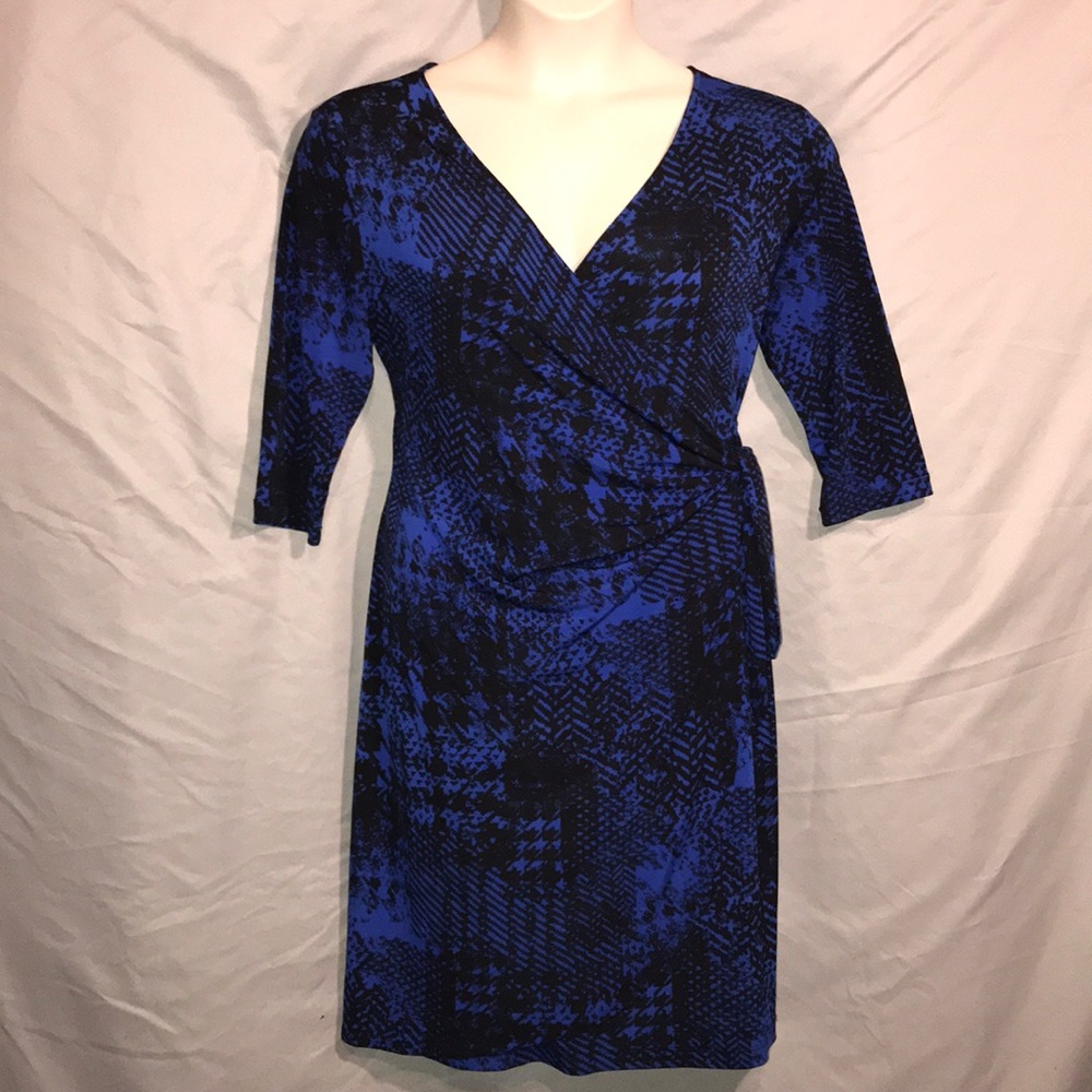 Apt 9 wrap dress black blue stretchy soft